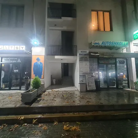 Eyar House Apartman